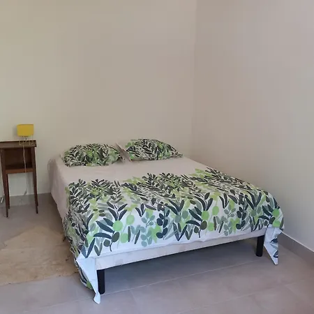 Maison Avec Jardin Et Terrasse Apartment Orsay