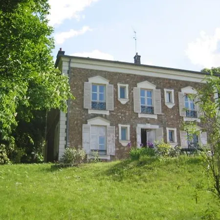 Maison Avec Jardin Et Terrasse *